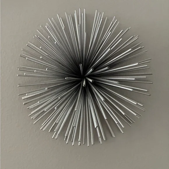 Set of Three Silver Color Retro Inspired Star Burst Wall Art or Table Art. - Picture 3 of 8